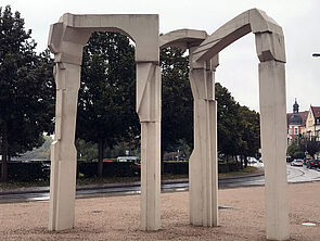 Die Skulptur in Gänze. 